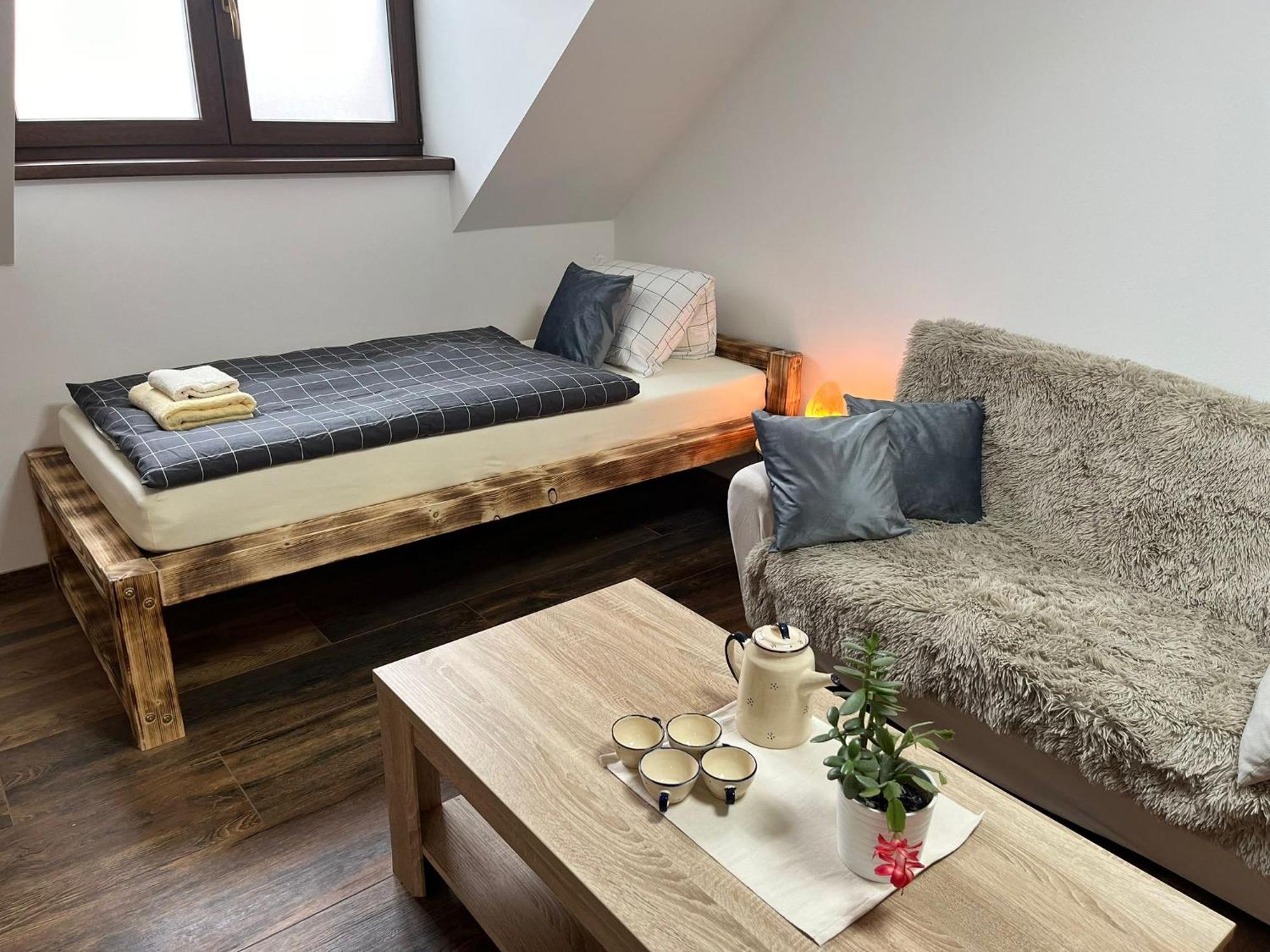 Apartman Kuga Mikulov Exterior foto